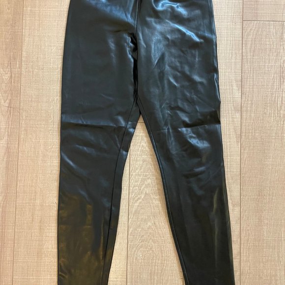 Aritiza Daria Pants Regular Length - Picture 2 of 2